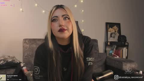 Cattaleya Ravenwood online show from 03.02.26