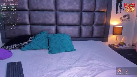 cattalina_25 online show from 12.17.25