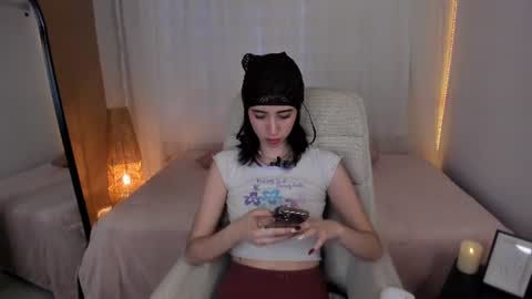 Snapshot of caty_loves chatting on 06.11.26 Caty online show from 06.11.26