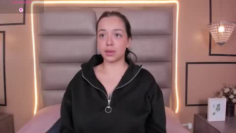 Snapshot of caylincollins chatting on 02.28.26 caylincollins online show from 02.28.26