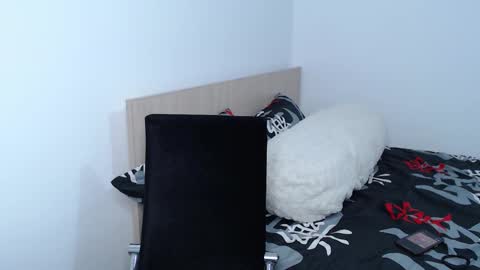 Snapshot of cazadora80s chatting on 12.07.24 cazadora80s online show from 12.07.24