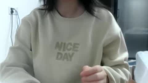 Snapshot of cbz112233 chatting on 02.28.25 ANNYANNY online show from 02.28.25