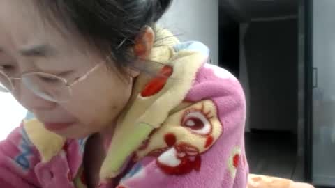 Snapshot of cbz112233 chatting on 03.06.25 ANNYANNY online show from 03.06.25