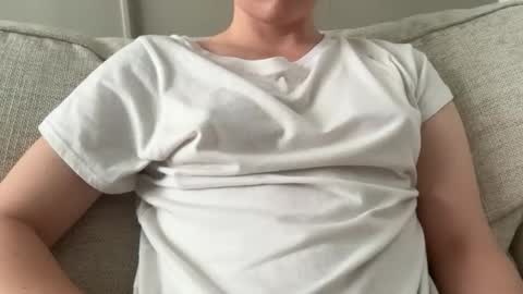 Claire online show from 04.19.26