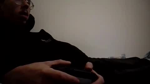 Snapshot of cedrichh0 chatting on 12.31.24 cedrichh0 online show from 12.31.24