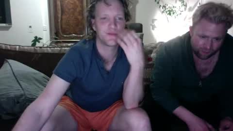 Snapshot of ceezeee chatting on 12.28.24 ceezeee online show from 12.28.24