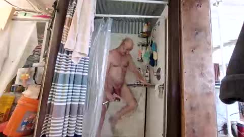 Snapshot of cef539 chatting on 02.06.25 Chuck online show from 02.06.25