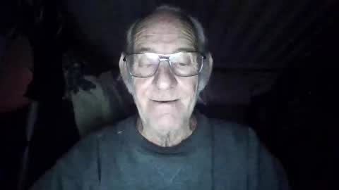 Snapshot of cef539 chatting on 10.19.25 Chuck online show from 10.19.25