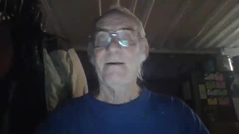 Snapshot of cef539 chatting on 11.02.25 Chuck online show from 11.02.25