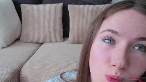 Snapshot of cel1ne_secret chatting on 05.01.26 Josie Manesi online show from 05.01.26