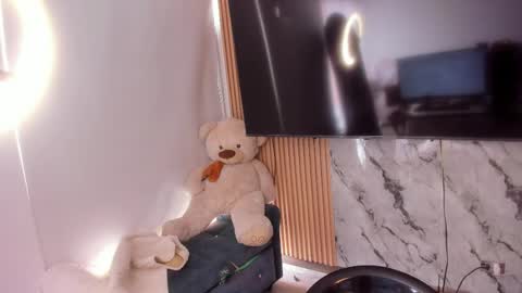 mia  sofiabohorquez INSTAGRAM online show from 05.16.26
