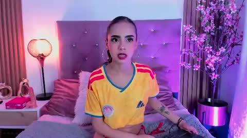 Snapshot of celeste_queen7 chatting on 06.17.26 celeste_queen7 online show from 06.17.26