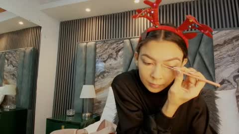 celestebellmont online show from 12.17.25