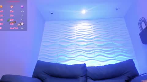 Snapshot of celestelewis_ chatting on 02.09.25 Celeste  online show from 02.09.25