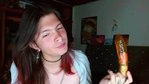 I am Valentinn online show from 01.12.25