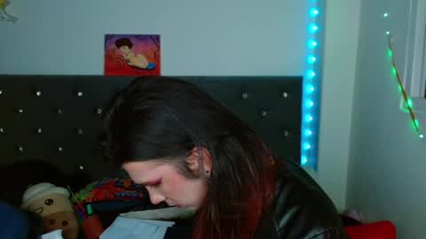 I am Valentinn online show from 01.18.25