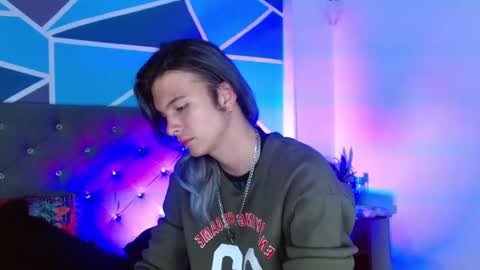 I am Valentinn online show from 10.06.25