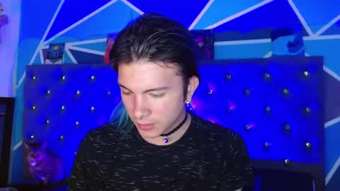 I am Valentinn online show from 11.13.25