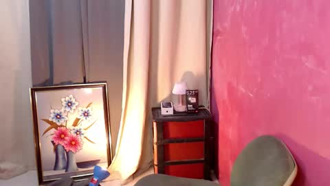 Snapshot of celestial_joannah chatting on 11.19.25 merry joannah online show from 11.19.25