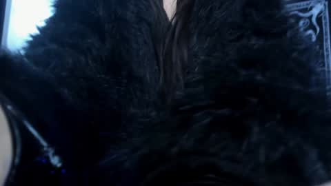   online show from 02.04.25