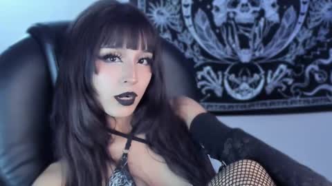   online show from 03.07.25