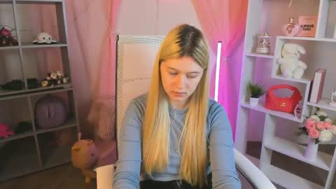 your cute kitty online show from 04.11.26