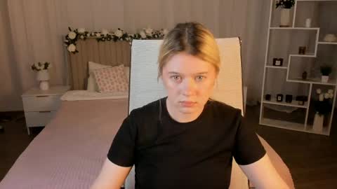 Snapshot of celestinemauriac chatting on 06.05.26 your cute kitty online show from 06.05.26