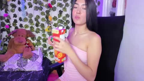 Snapshot of celestinepurple chatting on 12.01.24 Celestineeeeee online show from 12.01.24