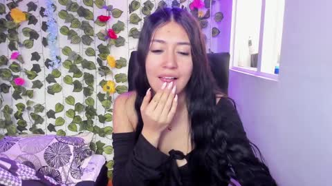 Snapshot of celestinepurple chatting on 01.02.25 Celestineeeeee online show from 01.02.25