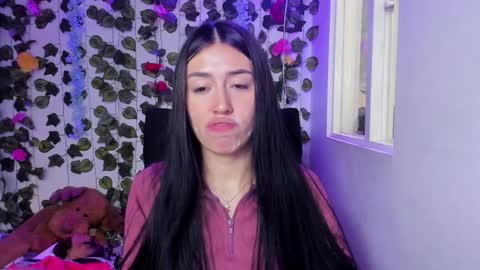 Snapshot of celestinepurple chatting on 01.08.25 Celestineeeeee online show from 01.08.25