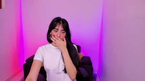 Snapshot of celestinepurple chatting on 03.01.25 Celestineeeeee online show from 03.01.25