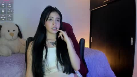 Celestineeeeee online show from 11.17.25