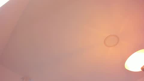 Ari online show from 09.18.25