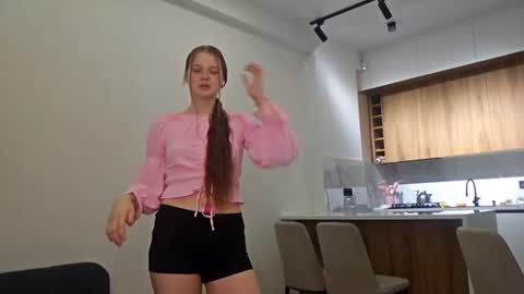 Eva online show from 08.02.26