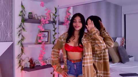 Snapshot of celine_lee chatting on 09.27.25 Celine online show from 09.27.25