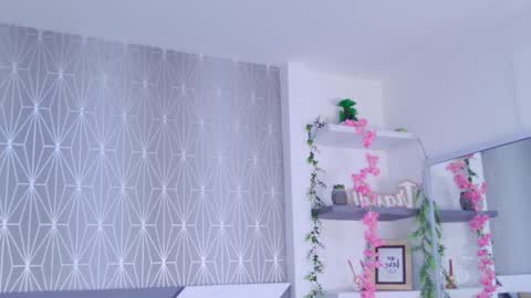 Snapshot of celine_lee chatting on 11.11.25 Celine online show from 11.11.25