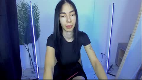 Snapshot of celine_roxelle chatting on 10.23.25 Celine Roxelle online show from 10.23.25