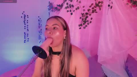 Snapshot of centaurigirls chatting on 11.07.25 Hello guys my name is Sofi and Lizzie and Vanessa online show from 11.07.25