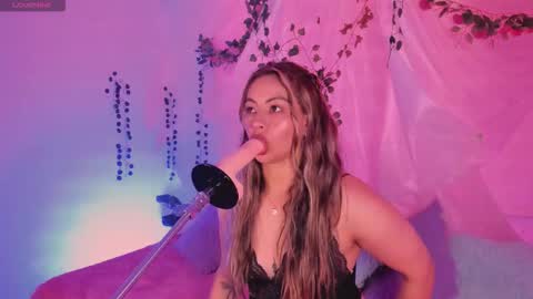 Snapshot of centaurigirls chatting on 11.09.25 Hello guys my name is Sofi and Lizzie and Vanessa online show from 11.09.25