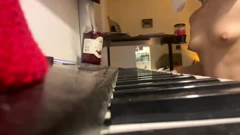 Snapshot of ceoglo chatting on 01.05.25 ceoglo online show from 01.05.25