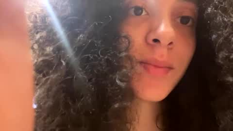 Snapshot of ceoglo chatting on 02.19.25 ceoglo online show from 02.19.25