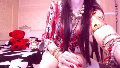 Cerise online show from 11.14.25