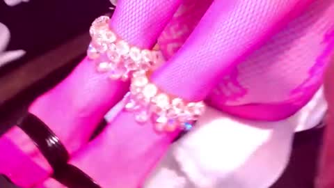 Cerise online show from 12.14.25