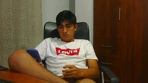 Snapshot of cesarex148 chatting on 02.14.25 Cesar online show from 02.14.25