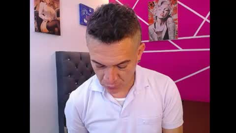 Snapshot of cesirry chatting on 06.17.26 Cesirry online show from 06.17.26