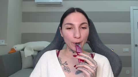 Kate online show from 02.26.25