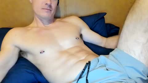 Snapshot of chadfox chatting on 11.20.25 Chad online show from 11.20.25