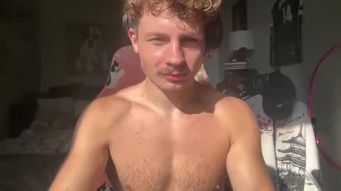 Snapshot of chadtitan chatting on 09.12.25 ChadTitan online show from 09.12.25