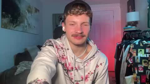 Snapshot of chadtitan chatting on 09.28.25 ChadTitan online show from 09.28.25