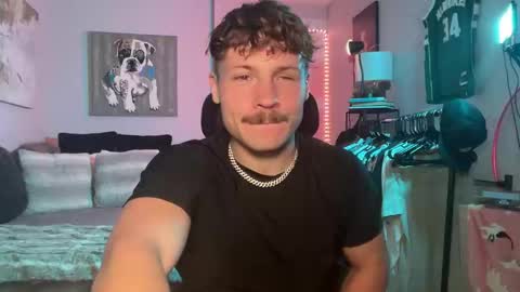 Snapshot of chadtitan chatting on 10.08.25 ChadTitan online show from 10.08.25